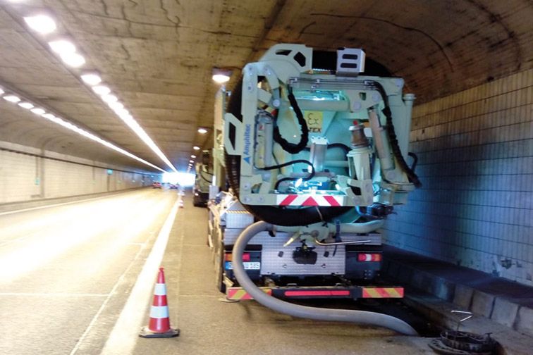 Saugbagger Düsseldorf - Tunnelbau